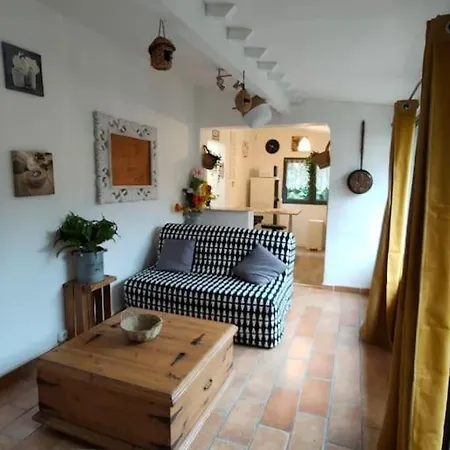 La Maison Autour Du Figuier Aramon